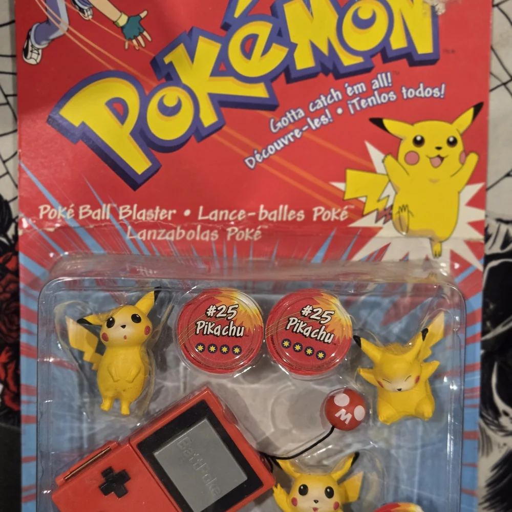 Nintendo Red Pokémon Game Console Set